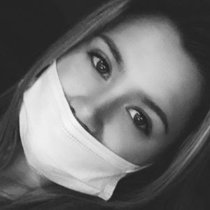 Meet your Posher, Alyssa